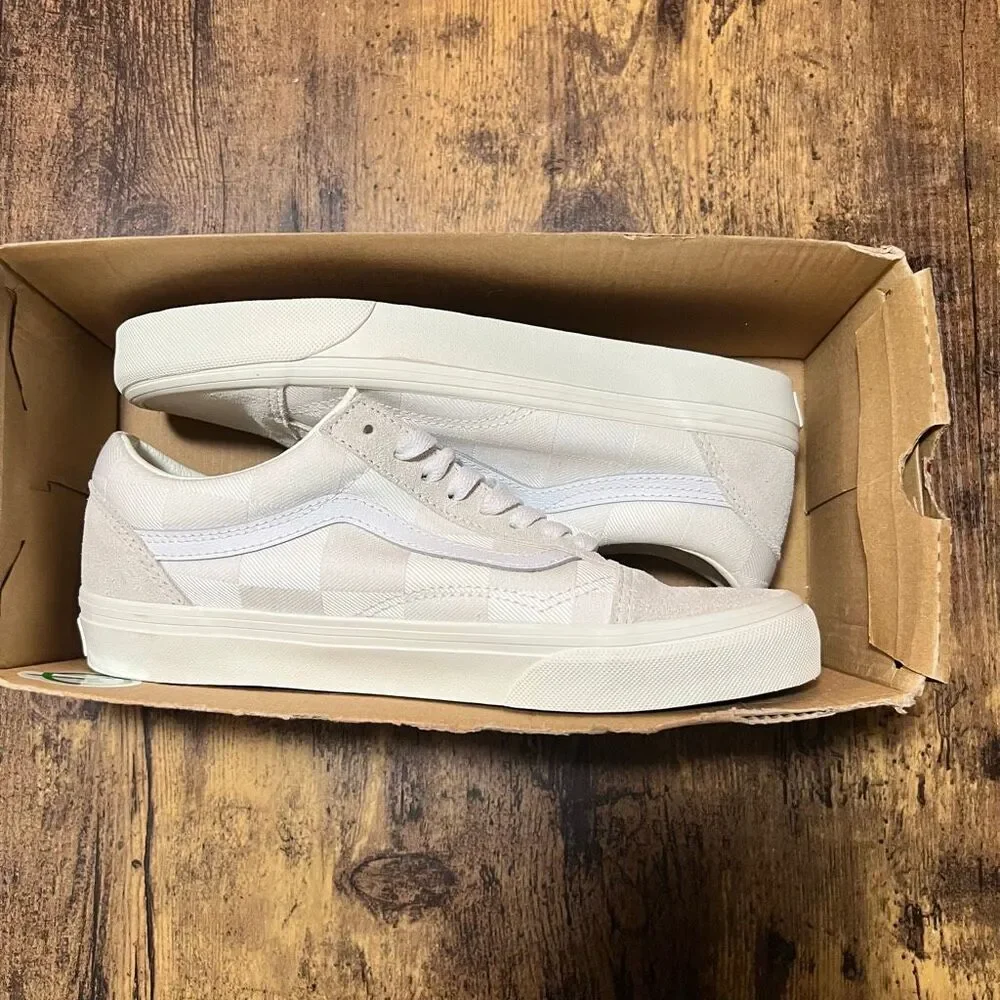 Vans Old Skool White Satin Large Checkered Pattern with Suede 8.5 women’s